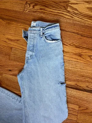 Abercrombie The Dad Light Wash High-Rise Straight Jeans - Cutout Detail thumbnail 5