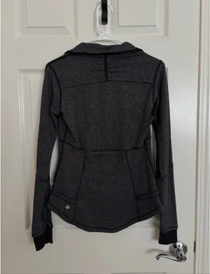 Lululemon Base Runner 1/2 Zip Pullover Jacket (6) thumbnail 5
