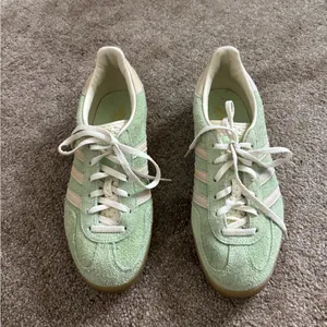 adidas sneakers gazelle thumbnail 2