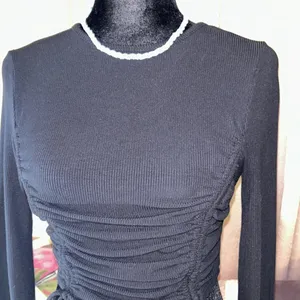 Publix Size M Long Sleeve Black Ribbed Crop Top thumbnail 4