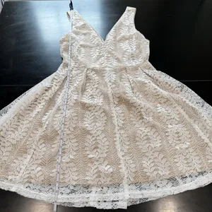 NWT‎ Lulus All of My Heart White Lace Sleeveless Skater Flare Dress MEDIUM thumbnail 10