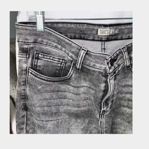 That's It Jeans Womens Sz‎ 32 Stretch Black Wash Denim Skinny Leg Grungy thumbnail 5