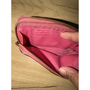 Coach Double‎ Corner Zip Pebble Leather Wristlet Dahlia - F64130 READ F thumbnail 8