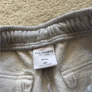 Aritzia Cozy Fleece Cargo Sweats thumbnail 2