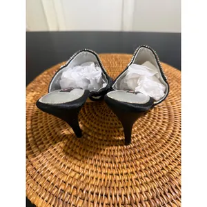 Nina Black Satin Rhinestone Buckle Mule Heels Stiletto Sandals 7M EUR 37 thumbnail 4