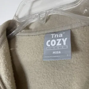 Aritzia TNA cozy fleece half zip pullover tan beige relaxed sweatshirt size XS 1 thumbnail 2
