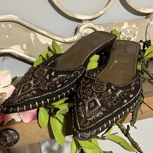 Qupid Pointed Toe Beaded Slip On Brown Shoes Kitten Heel Aztec Western Womens 7 thumbnail 1
