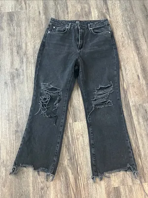 BDG Urban Outfitters Black Flare Leg Raw Hem Crop Women’s Jeans, size 29 ^ thumbnail 1