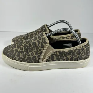 Magellan Outdoors Women's Size 10B Leopard Print Canvas Slip-On Sneakers 164070 thumbnail 2