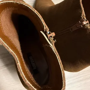 Kenzie Lyden Brown Suede Pointed Toe Ankle Booties Chelsea Boots thumbnail 6