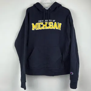 Champion University of Michigan Hooded Sweatshirt in Navy Blue Size Medium thumbnail 1