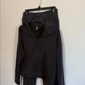 Avia Black Quarter-Zip Sweatshirt and Joggers 2 piece Set thumbnail 2