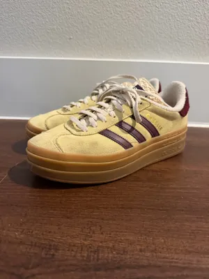 Adidas Shoes Gazelle Women’s 8 thumbnail 3