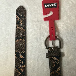 Levi’s Vintage Leopard Print Snakeskin PU Leather Buckle Belt thumbnail 2