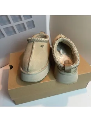 UGG Tazz Platform in Sand color. Scandi-Chic Neutral Slip-On / Mule Gen-Z Sz 8 thumbnail 5