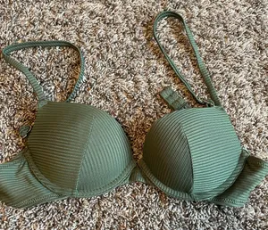 Push Up Bikini thumbnail 1
