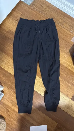 Lululemon Black Joggers thumbnail 2