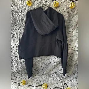 Lululemon Scuba Oversized Half thumbnail 2
