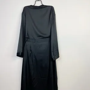 Fox & Royal City Chic Long Black Satin Robe Classic Minimalist Plus Size 18 M thumbnail 8
