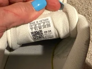 Adidas Women’s Sneakers thumbnail 6