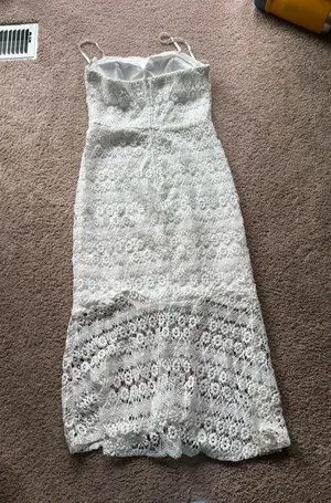 Dress White Size 4 thumbnail 2