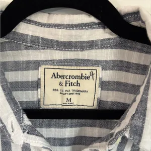 Abercrombie & Fitch Striped Button Up Shirt Tie Sleeve Medium thumbnail 2