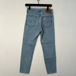 Levis Button Fly Wedgie Tapered Leg Denim Jeans Blue Light Wash Size 26‎ Retro thumbnail 9