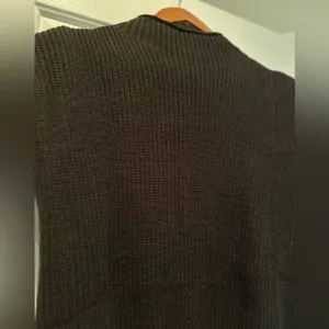 Sofie The Label NWT  size M brown sweater thumbnail 5