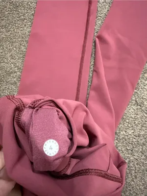 Lululemon Pink High Rise Leggings Full Length 28” size 4 thumbnail 3