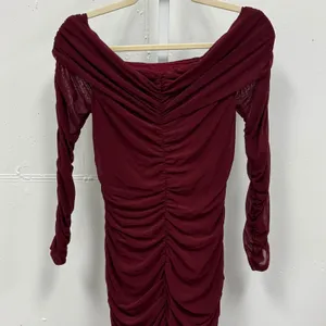 NWT Pretty Garden Burgundy Mesh Ruched Off Shoulder Bodycon Midi‎ Dress Wine Med thumbnail 6