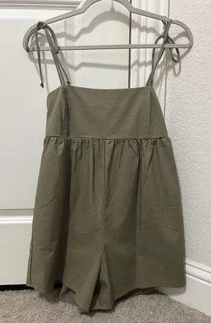 Green Romper thumbnail 1