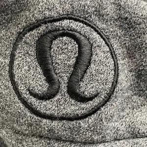 Lululemon Gray Fleece Long Sleeve Zip Up Hooded Hoodie Sweatshirt Jacket Size 6 thumbnail 3