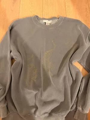 Urban Outfitters Crewneck with tigers thumbnail 1