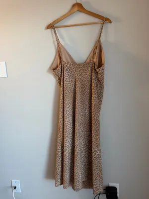 Pink Victoria Secret Cheetah FALL IN LOVE MIDI DRESS Size XL thumbnail 9