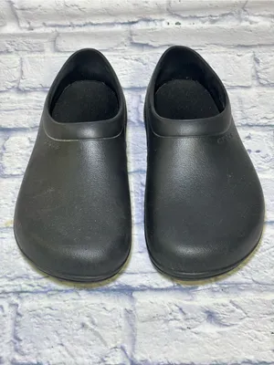 Crocs On The Clock Work Slip On Size Men 7 W 9 Shoes Black Comfort Clogs 205073 thumbnail 2