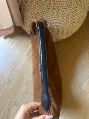 Madewell The Mylie Suede Shoulder Bag thumbnail 2