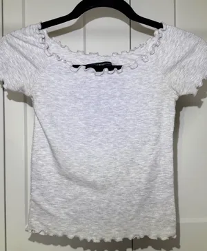 Brandy Melville Grey Heather Ribbed Lettuce-Edge Short Sleeve Top thumbnail 1