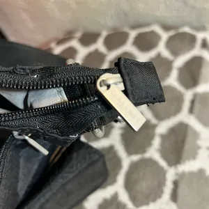 Baggallini Black Crossbody Bag with Adjustable Strap and Zipper Closure thumbnail 11