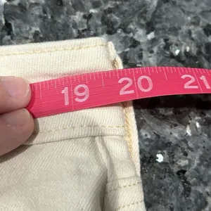 Everlane Cream Off-White Curvy Cheeky Organic‎ Jeans Denim Women's Size 35 Crop thumbnail 9