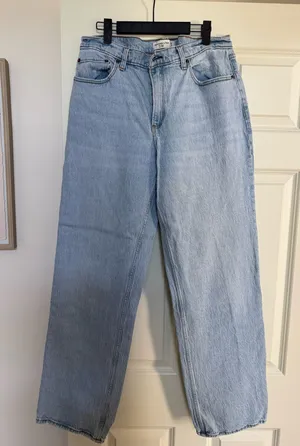 Abercrombie Low Rise Baggy Jeans Long thumbnail 1