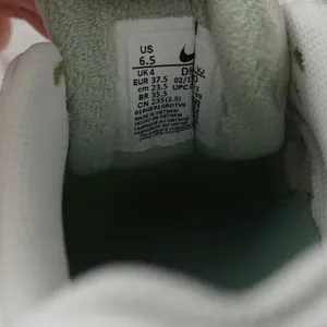 Nike Womens Air Max 90 White Pistachio Frost thumbnail 4