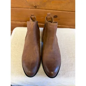 Madden Girl Womens Bolerooo Ankle Booties Boots Sz 6.5 Brown NWOT thumbnail 6