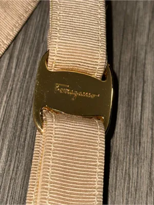 Authentic Salvatore Ferragamo Beige Vara Bow Ribbon Belt thumbnail 4