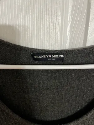 Brandy Melville Long Sleeve Top Grey thumbnail 3