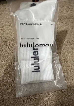 Lululemon Daily Essential Crew Socks Unisex White/Black Wordmark Size M thumbnail 1