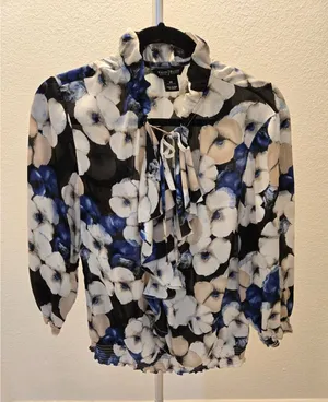 White House Black Market Floral Tie Neck Ruffle Chiffon Blouse Top Women Size M thumbnail 1