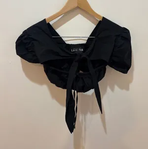 I.AM.GIA Black Puff‎ Sleeve Tie Back Cut Out Crop Top XS Sweetheart Neckline thumbnail 1