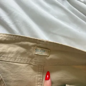 Brandy Melville Khaki Cargo Mini Skirt Tan 100%‎ Cotton Utility Beachy Summer thumbnail 2