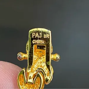 PAJ BR China Gold-tone Diamond Illusion Box Clasp Double Prong X Link Bracelet thumbnail 13