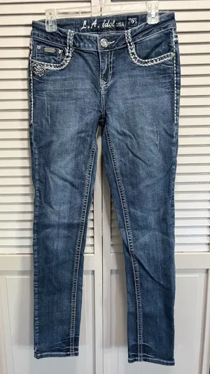 L.A Idol Denim Jeans Size 9 Skinny Gems Stitching Roses Low Rise Zip thumbnail 1